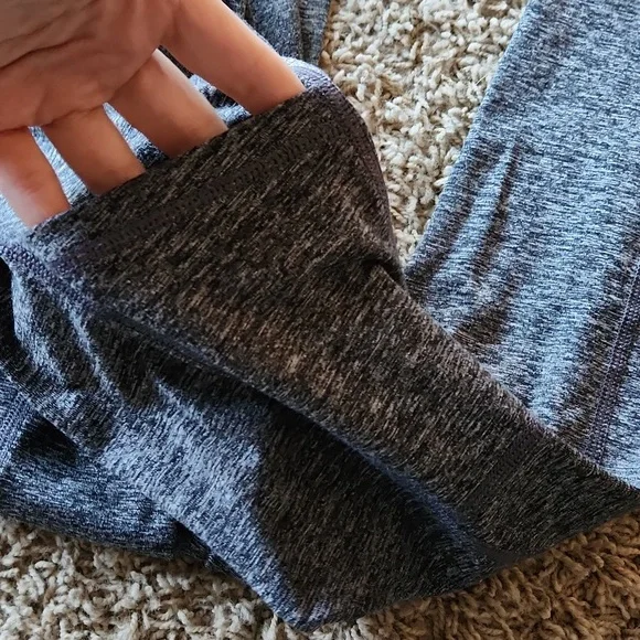 Bundle of 2 leggings womans size XS aerie and offline by Arie - Picture 3 of 6